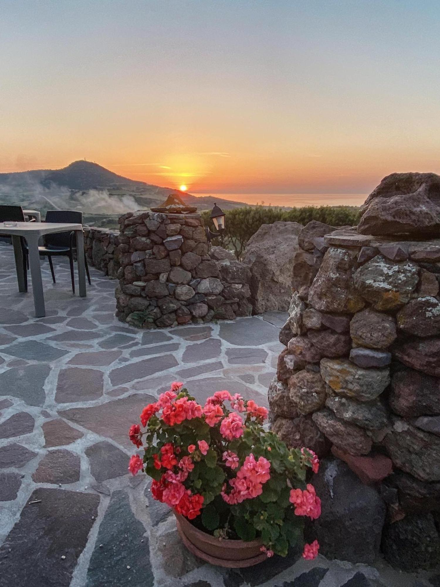Agriturismo Monte Istulargiu Valledoria  Ngoại thất bức ảnh